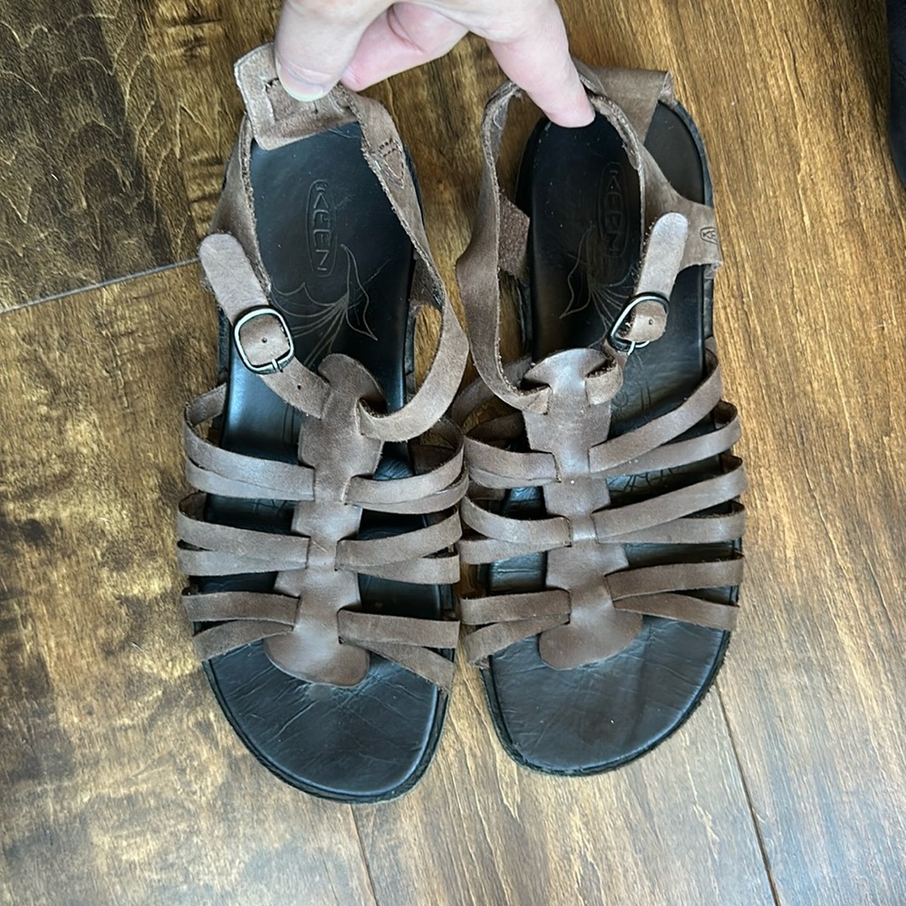 Keen Alman Gladiator Sandal Leather Chestnut